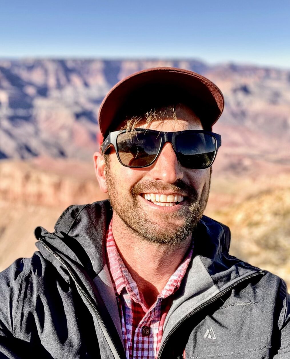 drew Schlachter bio about desert hiking company